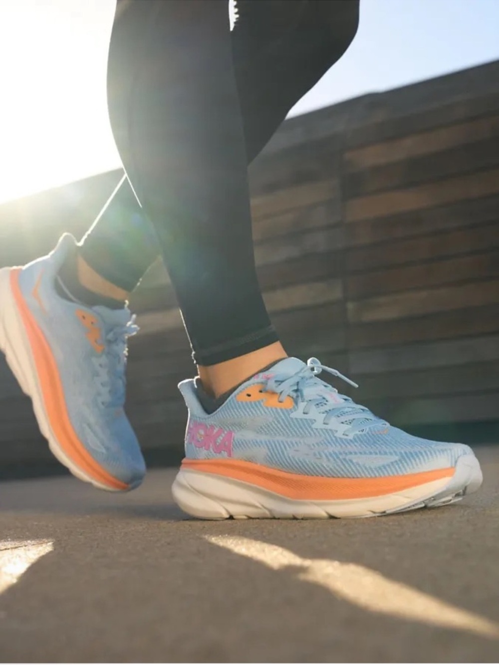 HOKA One Clifton 9 Women’s Airy Blue Running Shoes Size 8 Wide